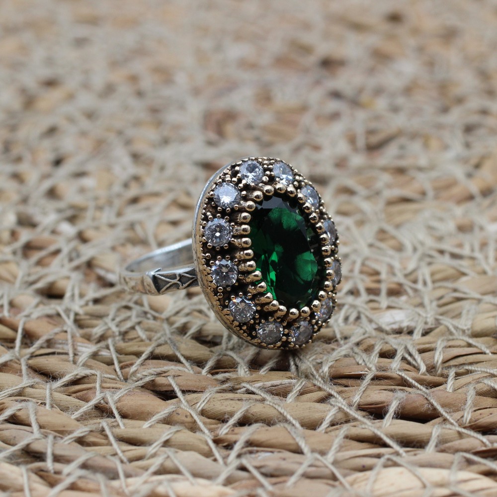 Emerald Set, Authentic Set, Handmade Set Women, Turkish Handmade, Ladies Jewelry Set, Earring, Pendant, Ladies Set, 925k Sterling Silver Emerald Set, Authentic Set, Handmade Set Women, Turkish Handmade, Ladies Jewelry Set, Earring, Pendant, Ladies Set, 925k Sterling Silver