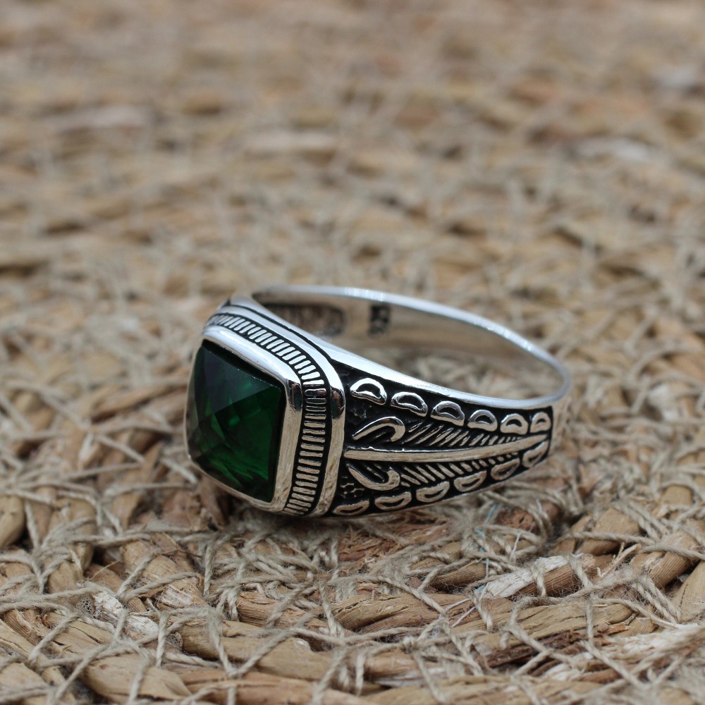 Emerald Men's Ring, Ottoman Men's Ring, Handmade Men's Ring, Turkish Handmade Men's Ring, Men's Jewelry, Gift for Him, 925 Sterling Silver Emerald Men's Ring, Ottoman Men's Ring, Handmade Men's Ring, Turkish Handmade Men's Ring, Men's Jewelry, Gift for Him, 925 Sterling Silver