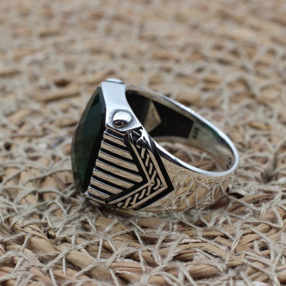 Emerald Men's Ring, Ottoman Men's Ring, Handmade Men's Ring, Turkish Handmade Men's Ring, Men's Jewelry, Gift for Him, 925 Sterling Silver