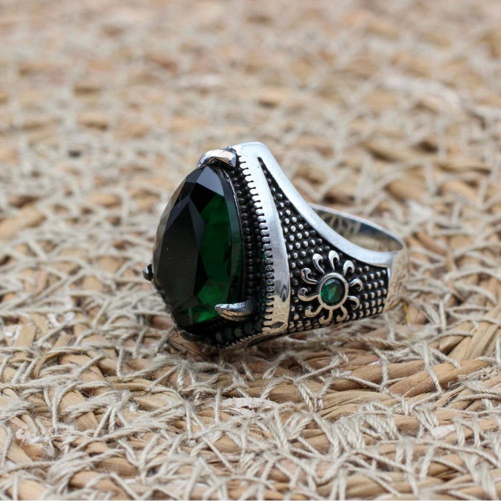Emerald Men's Ring, Ottoman Men's Ring, Handmade Men's Ring, Turkish Handmade Men's Ring, Men's Jewelry, Gift for Him, 925 Sterling Silver